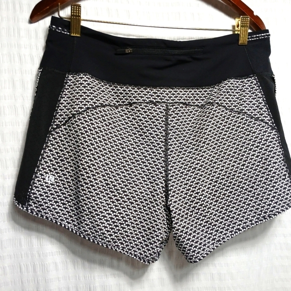 Lululemon Athletic Work Out Shorts. Ladies Size 10 - Picture 3 of 6